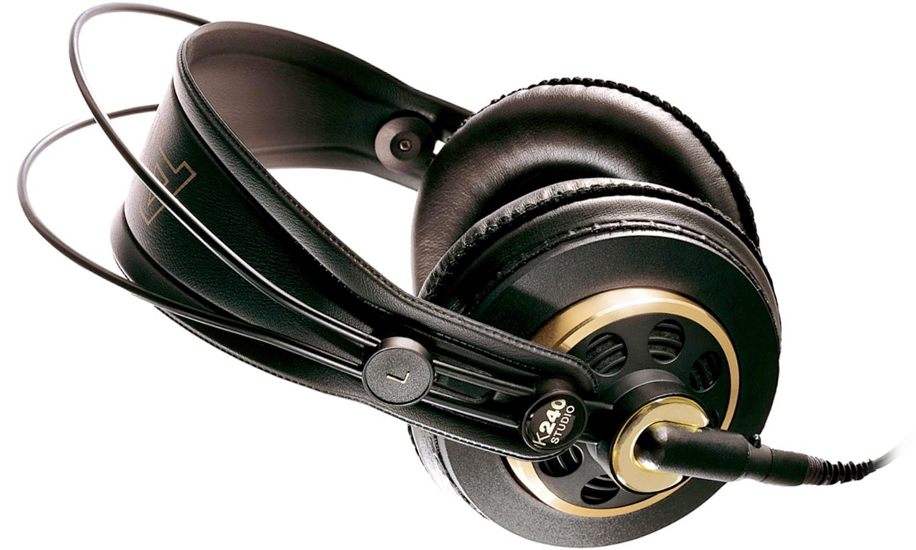 Halboffene Bauweise der AKG K240 Studio Kopfhörer