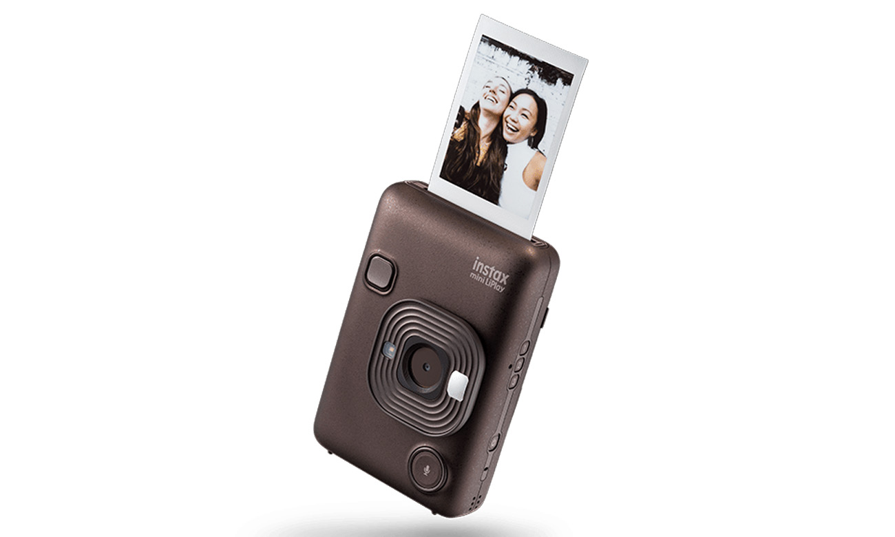 Fujifilm Instax mini LiPlay Kamera druckt ein Foto von zwei lachenden Frauen