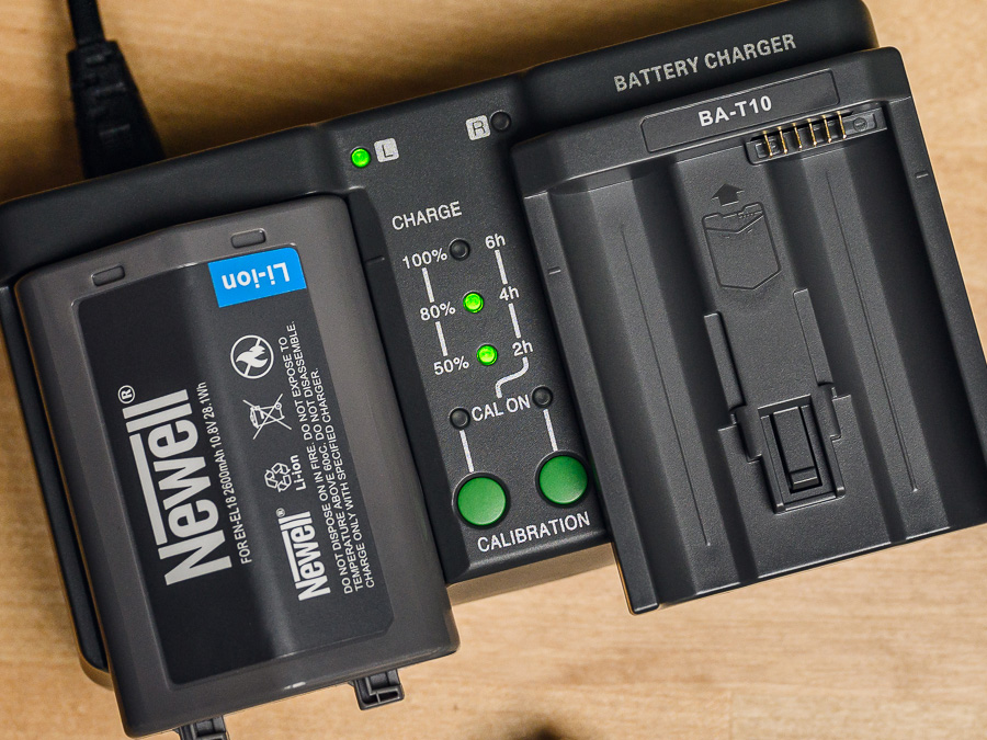 Doppelladestation Newell BC-18B für EN-EL18 Akkus für Nikon