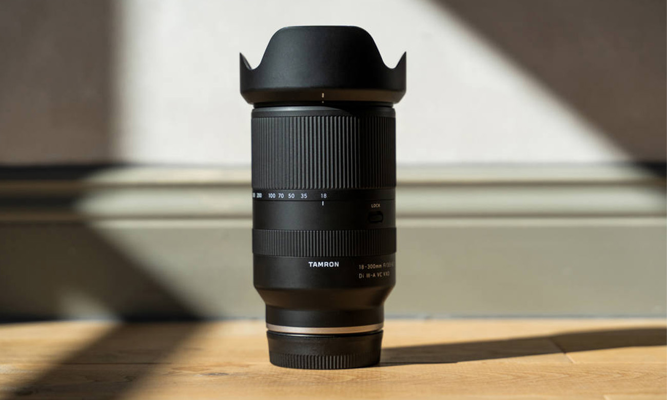 Obiektyw zmiennoogniskowy Tamron	18-300mm F/3.5-6.3 DiIII-A VC VXD Sony E