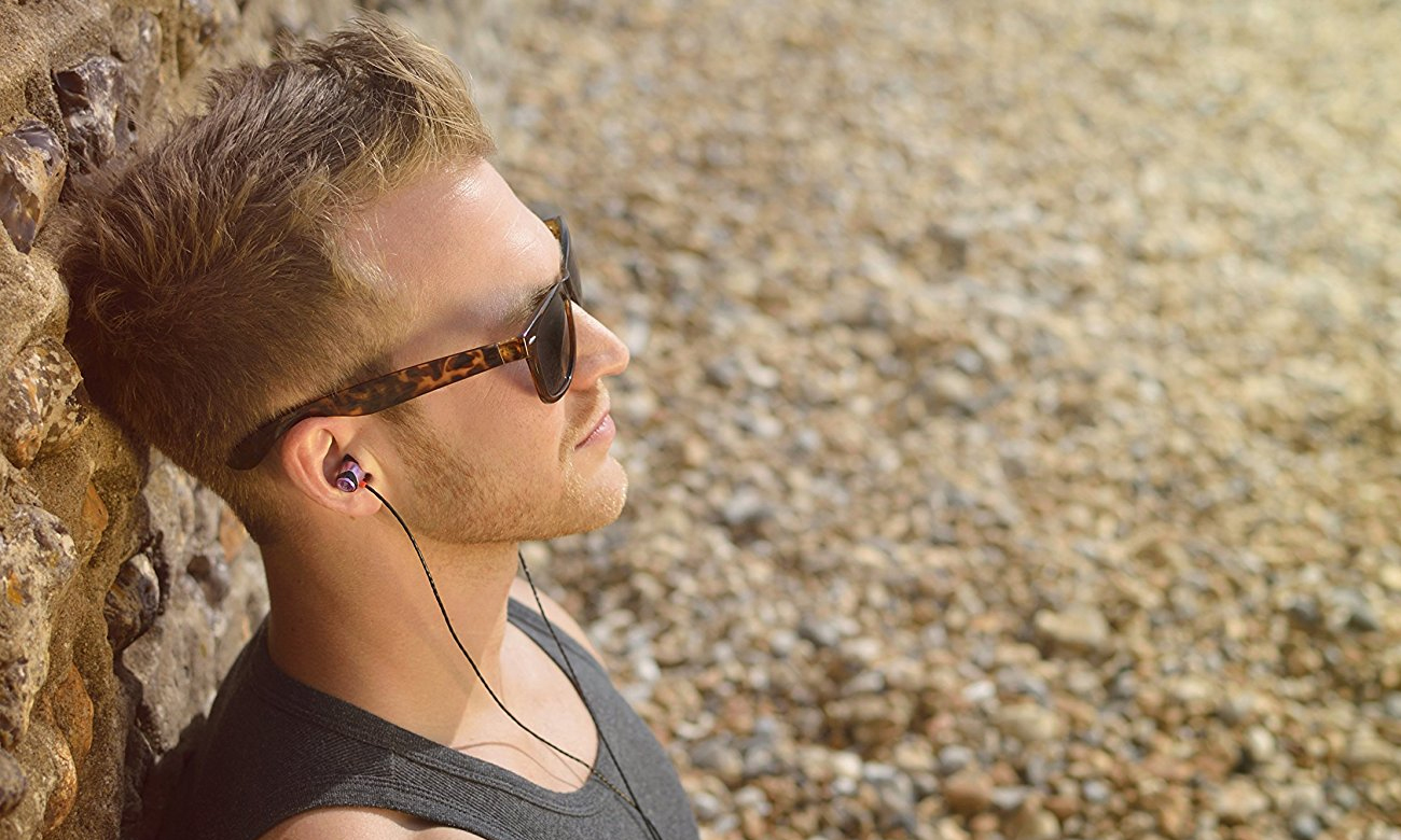 Silberne In-Ear-Kopfhörer SoundMagic E10