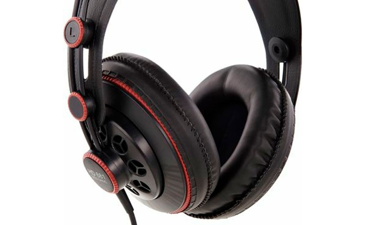Superlux HD681