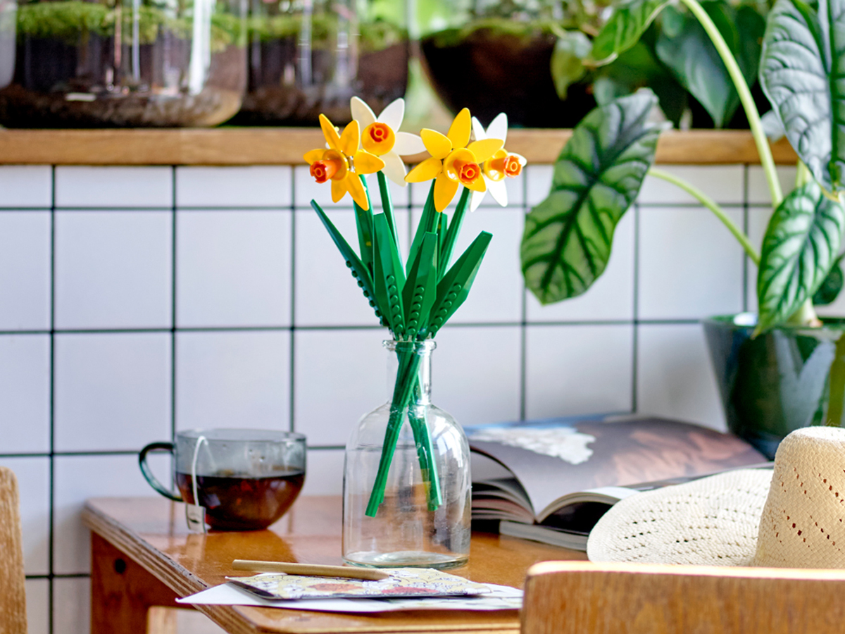 LEGO Icons 40646 Narzissen