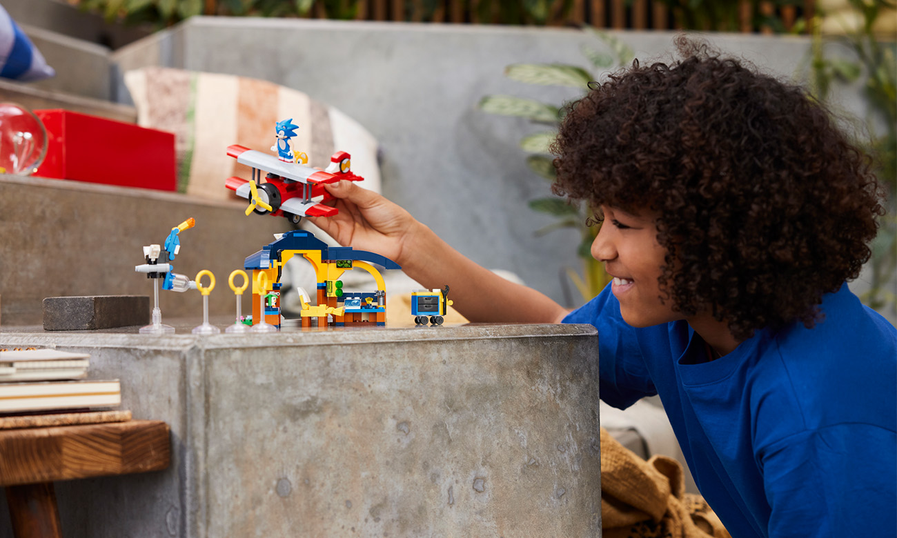 LEGO Sonic the Hedgehog - Tails Tornadoflieger mit Werkstatt