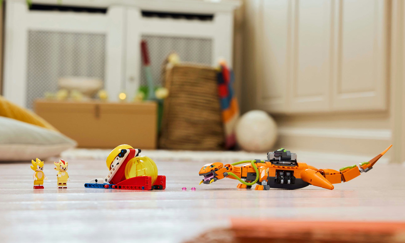 LEGO Sonic 77003 Super Shadow vs. Biolizard