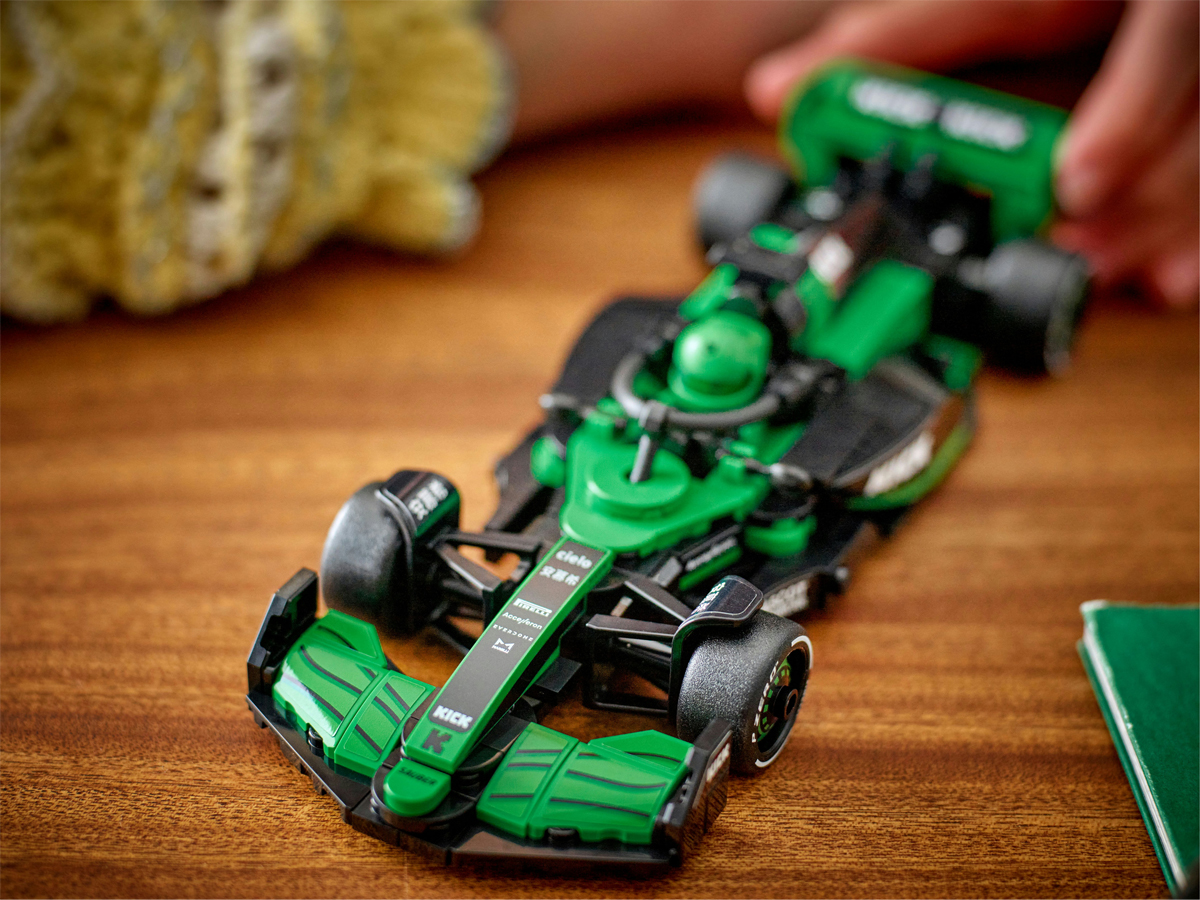 LEGO Speed Champions 77247 Bolid F1® KICK Sauber Team C44